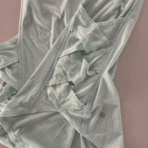 Lululemon Tank Top Var-City Muscle Criss Cross Side heathered sea mist - Picture 2 of 6